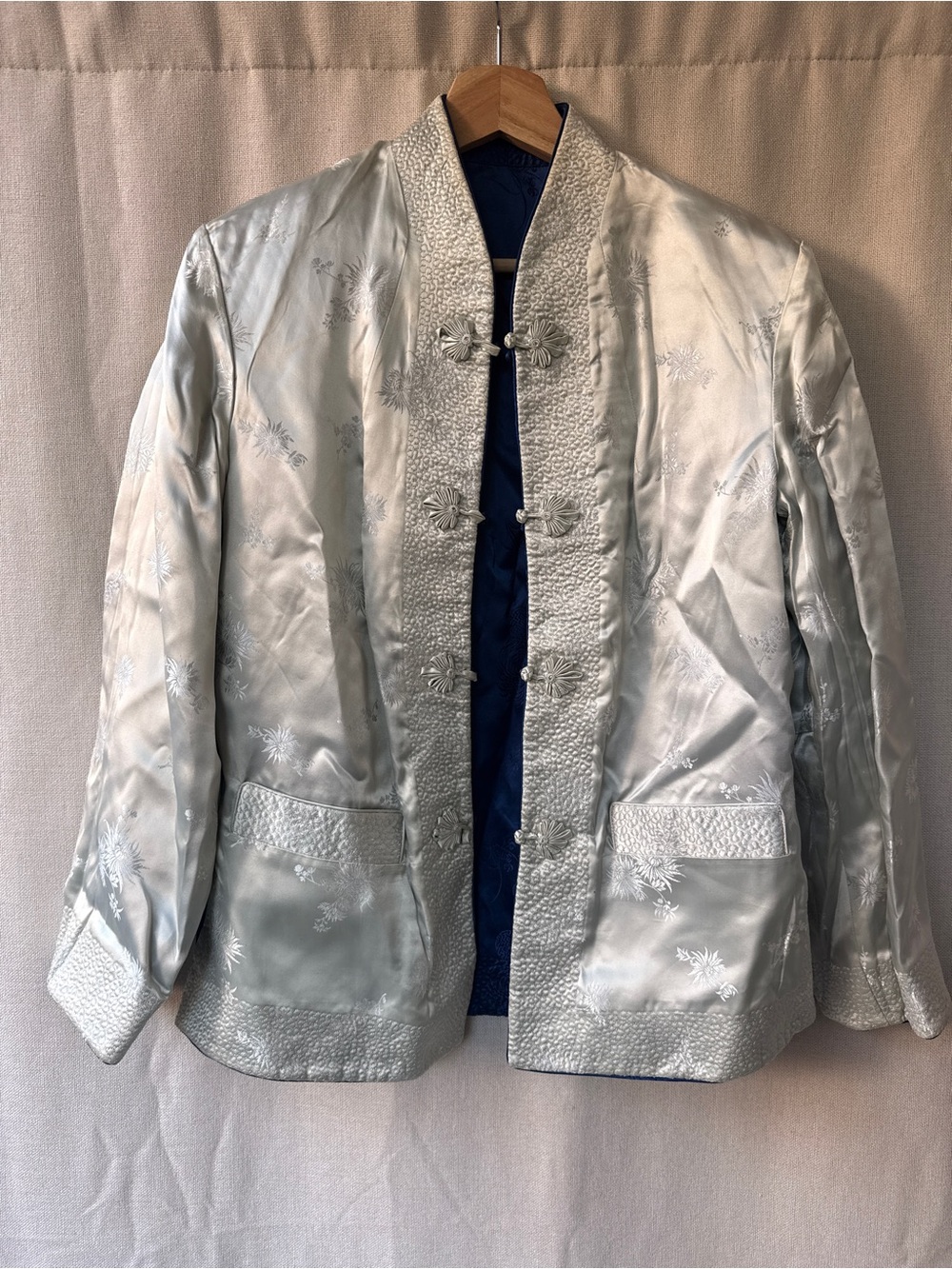 Silk Embroidered Mandarin Jacket - Light Silver